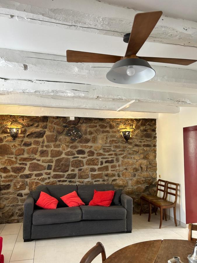 Gite Independant En Duplex Proche Mer Cote De Granit Rose Pleubian Exterior foto